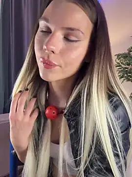 KittyKatyDream online show from February 2025 05:20:01 PM