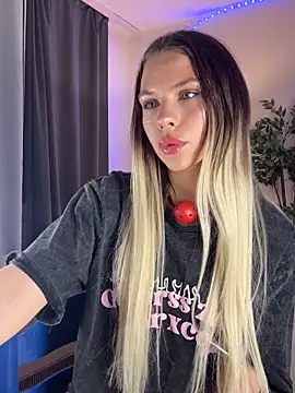 KittyKatyDream online show from February 2025 09:37:02 PM