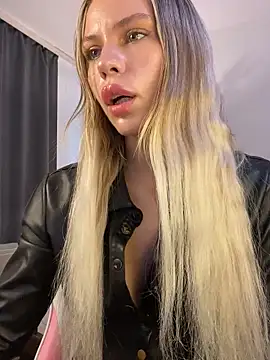 KittyKatyDream online show from November 2025 02:10:02 PM