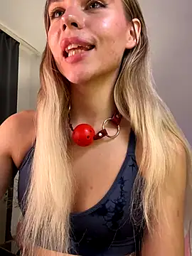 KittyKatyDream online show from November 2025 05:24:01 PM