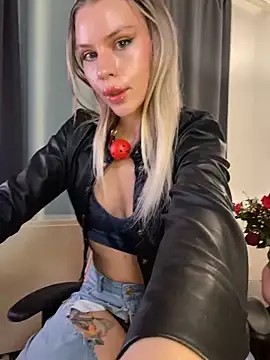 KittyKatyDream online show from February 2026 03:55:01 PM