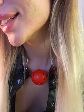 KittyKatyDream online show from November 2025 03:12:02 PM