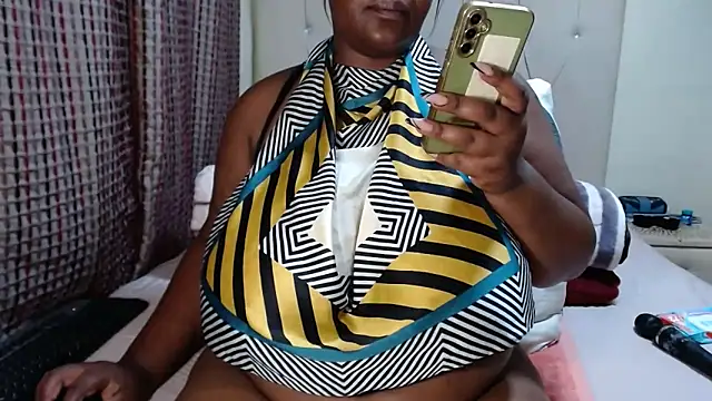 CHOCOLATEDARKBUSTYX online show from February 2026 07:27:01 PM