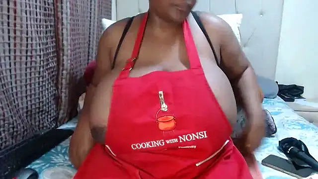 Snapshot of CHOCOLATEDARKBUSTYX chatting on September 2025 06:06:01 PM CHOCOLATEDARKBUSTYX online show from September 2025 06:06:01 PM