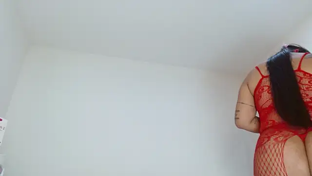 Snapshot of sashacreamy_ chatting on November 2025 07:02:01 AM sashacreamy online show from November 2025 07:02:01 AM