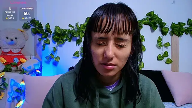 tati cardenas online show from October 2025 04:53:02 AM