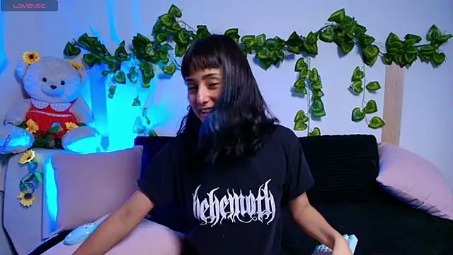 tati cardenas online show from November 2025 04:56:02 AM