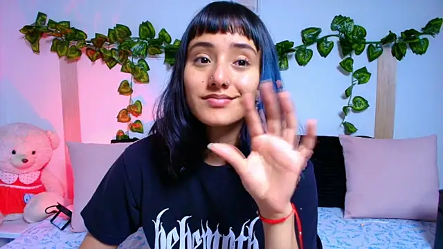 tati cardenas online show from October 2025 04:38:01 AM