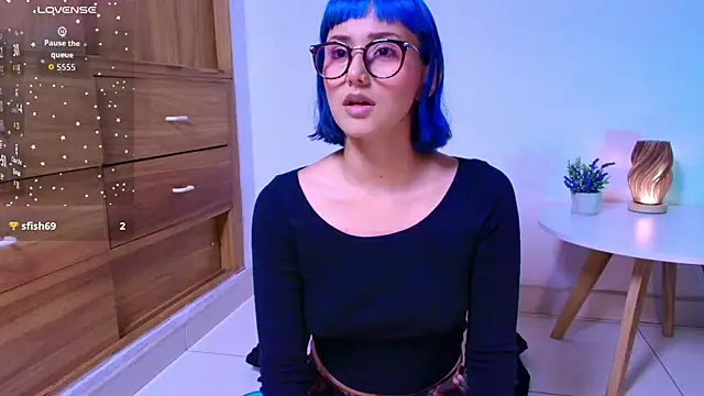 tati cardenas online show from April 2026 06:09:01 AM