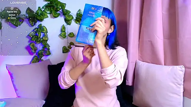 tati cardenas online show from February 2026 05:07:01 AM