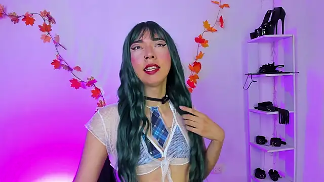 sofi elfqueen online show from March 2026 11:02:01 PM