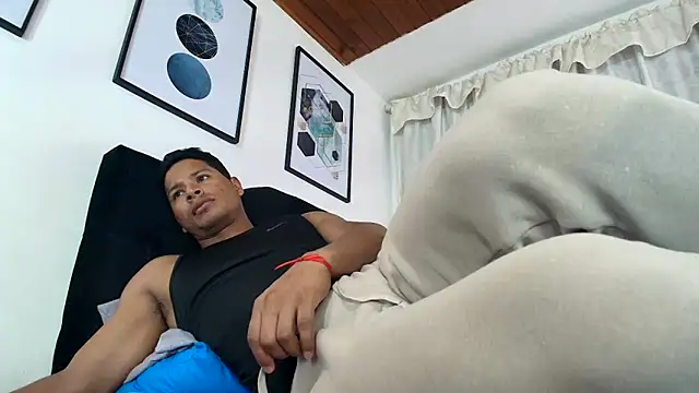 sam her online show from October 2025 09:14:02 PM