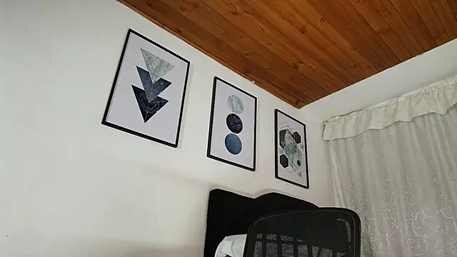 sam her online show from December 2025 08:42:02 PM