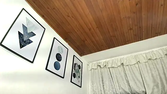 sam her online show from October 2025 11:35:02 PM