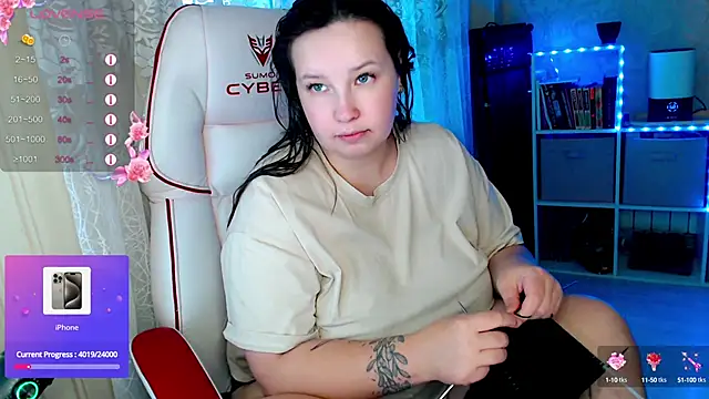 RaideneiX online show from October 2025 02:42:02 AM