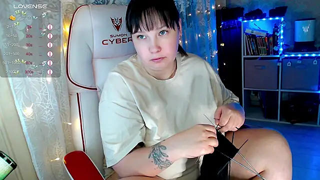 RaideneiX online show from November 2025 02:26:02 AM