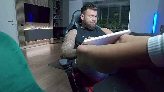 UbbeViking online show from December 2025 09:04:02 PM