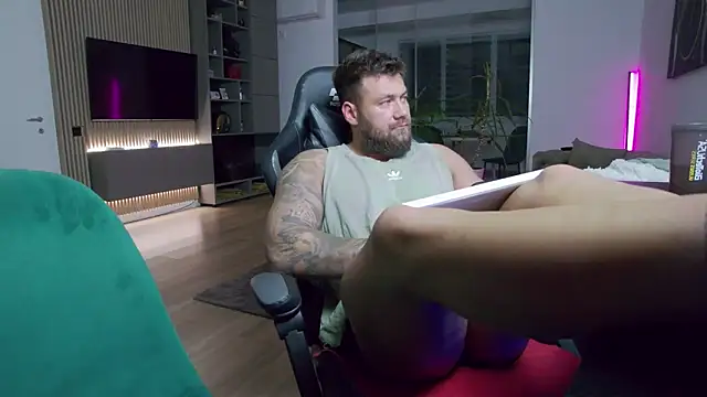 UbbeViking online show from November 2025 05:50:01 PM