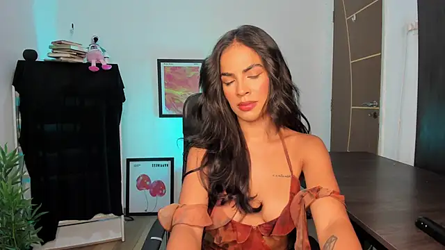 camille-rose online show from May 2026 08:01:02 PM