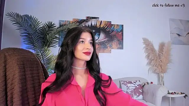 Snapshot of LauraCoy chatting on September 2025 08:15:02 PM LauraCoy online show from September 2025 08:15:02 PM