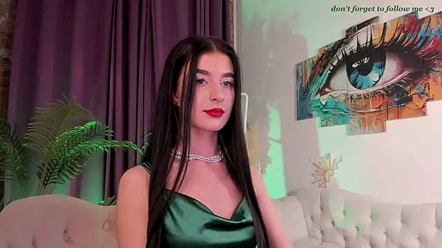 LauraCoy online show from June 2026 09:31:01 PM