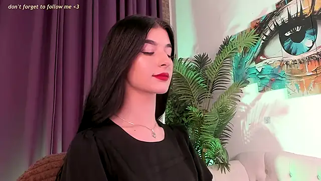 Snapshot of LauraCoy chatting on July 2026 11:23:02 PM LauraCoy online show from July 2026 11:23:02 PM