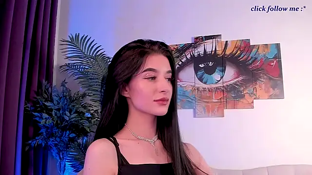 Snapshot of LauraCoy chatting on July 2026 08:27:02 PM LauraCoy online show from July 2026 08:27:02 PM