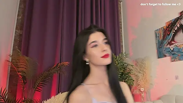 LauraCoy online show from April 2026 08:17:01 PM