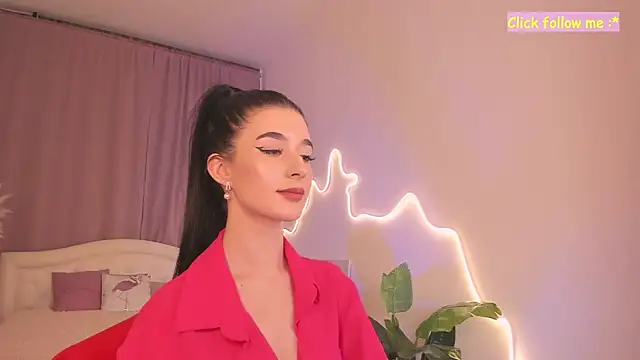 LauraCoy online show from February 2026 08:08:02 PM