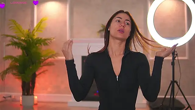 Abbela White online show from November 2025 06:03:02 AM