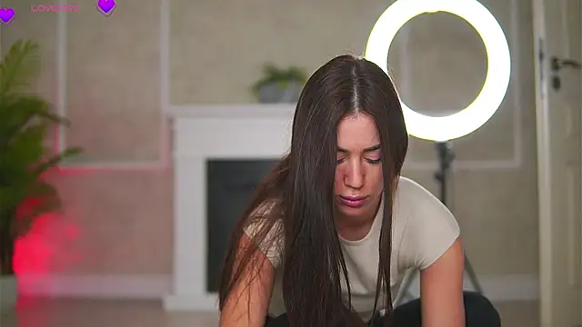 Abbela White online show from November 2025 06:17:01 AM