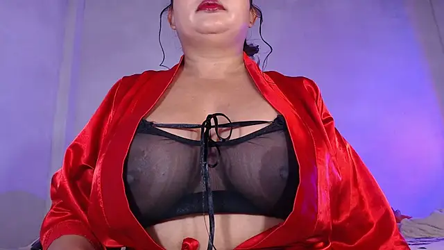 NadiaWhite online show from December 2025 10:17:02 AM