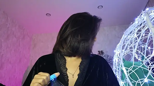 Snapshot of lily__foster chatting on December 2025 06:49:02 AM lily foster online show from December 2025 06:49:02 AM