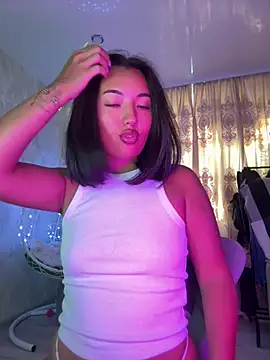 lily  foster online show from April 2026 05:14:02 AM