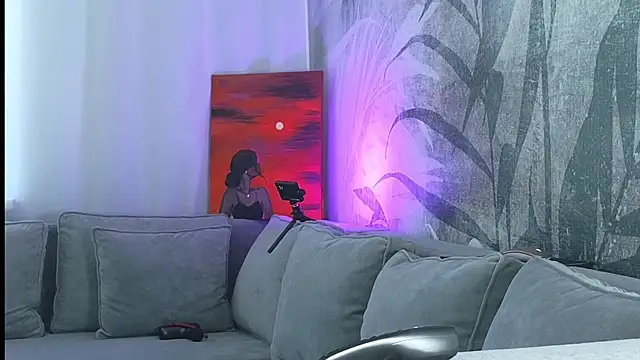 lily  foster online show from February 2025 06:51:02 AM