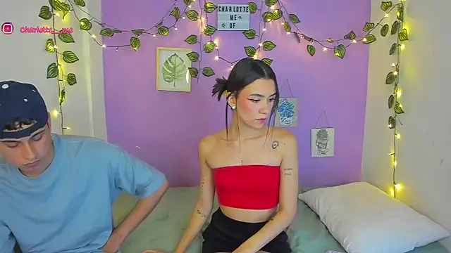 Snapshot of charlottte_queen chatting on January 2025 10:02:01 PM charlottte queen online show from January 2025 10:02:01 PM