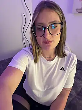 Megan lu2 online show from February 2026 02:47:01 AM