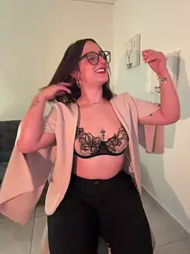 Megan lu2 online show from February 2026 05:15:01 AM