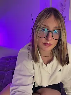 Megan lu2 online show from February 2026 03:07:02 AM