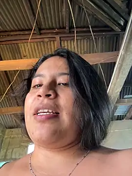 Snapshot of moncerrat_luna chatting on January 2025 07:15:01 PM moncerrat luna online show from January 2025 07:15:01 PM