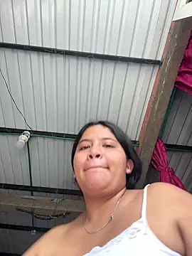 Snapshot of moncerrat_luna chatting on March 2025 01:23:02 PM moncerrat luna online show from March 2025 01:23:02 PM