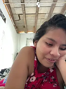 moncerrat luna online show from February 2026 07:13:01 PM