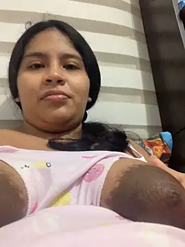 Snapshot of moncerrat_luna chatting on October 2025 06:36:01 AM moncerrat luna online show from October 2025 06:36:01 AM