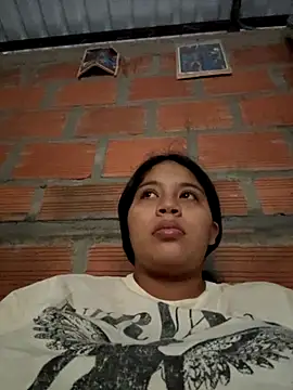 Snapshot of moncerrat_luna chatting on September 2025 11:20:02 AM moncerrat luna online show from September 2025 11:20:02 AM