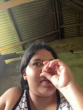 Snapshot of moncerrat_luna chatting on March 2025 04:11:02 PM moncerrat luna online show from March 2025 04:11:02 PM