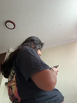 Snapshot of moncerrat_luna chatting on October 2025 07:36:02 PM moncerrat luna online show from October 2025 07:36:02 PM