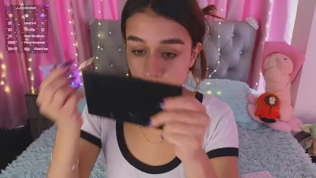 Emiily Scott1 online show from January 2025 03:13:02 PM