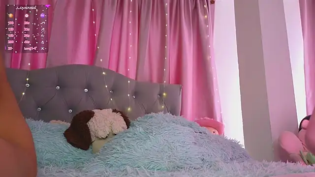 Emiily Scott1 online show from February 2025 04:14:01 PM