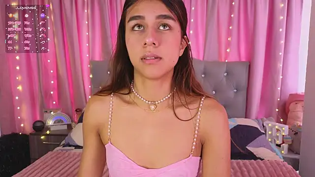 Emiily Scott1 online show from March 2025 02:12:01 PM