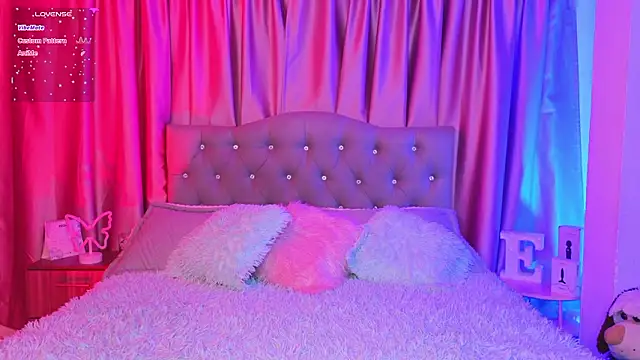 Emiily Scott1 online show from March 2026 12:29:01 AM